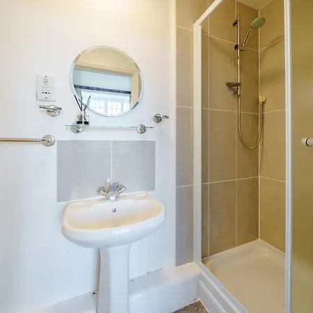 Hotel 3 Bed In Hawkshead 81068 3*